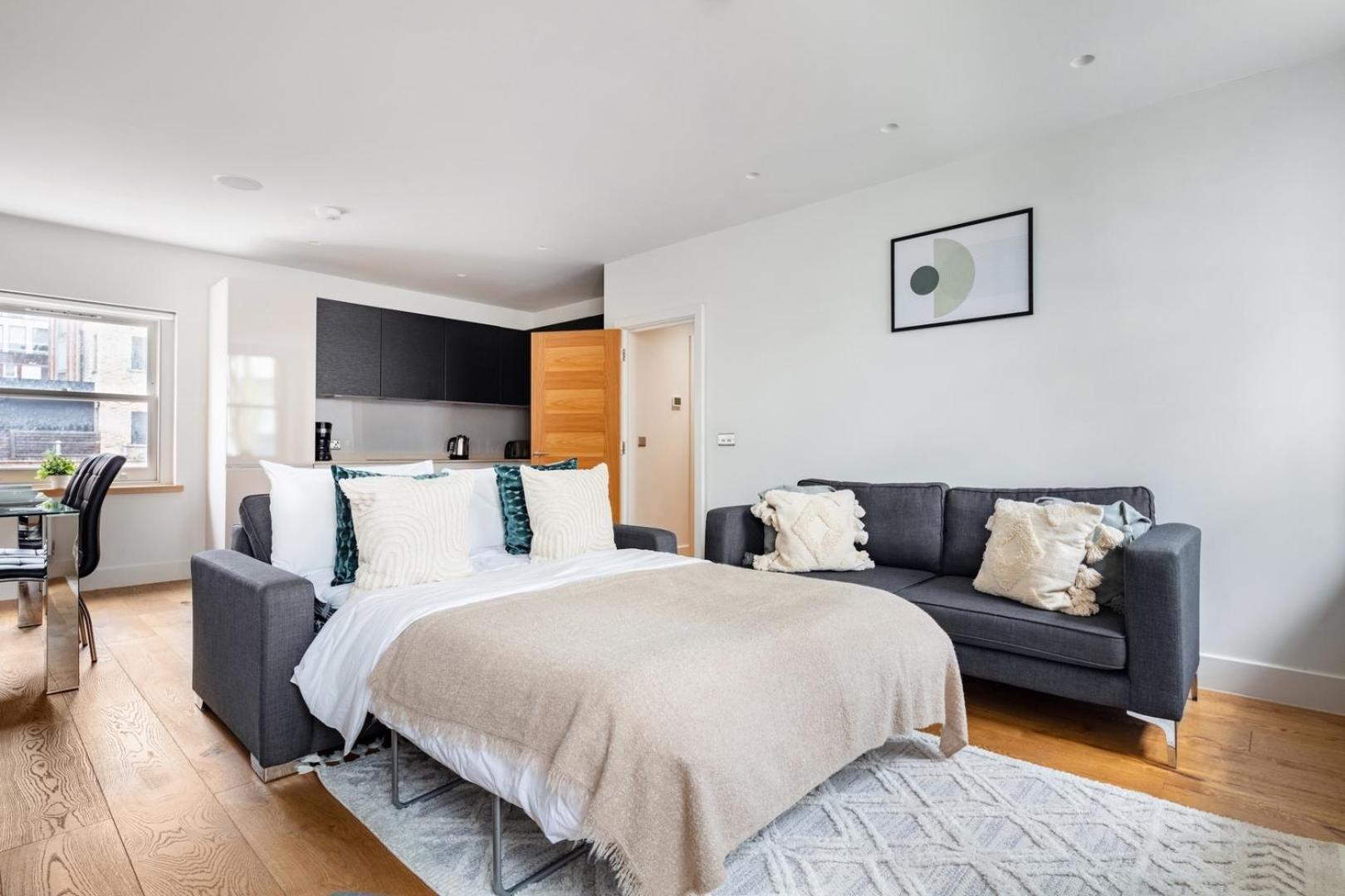 Bnbnook - Spacious 2br - Walk To Soho & Oxford Street Apartment
