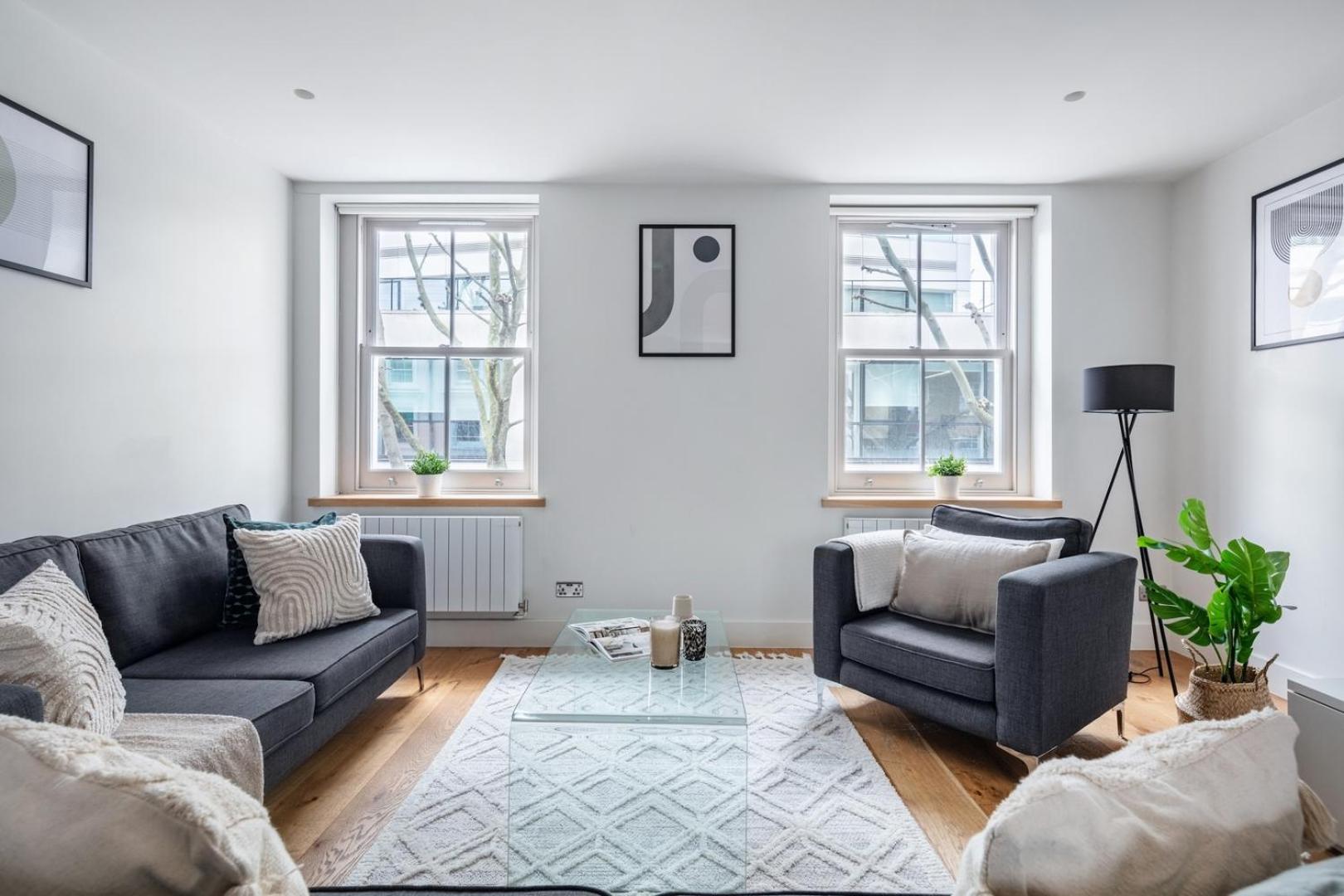 Apartment Bnbnook - Spacious 2br - Walk To Soho & Oxford Street